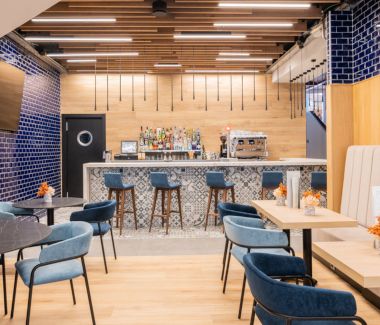 La Fàbrica Coctel & Gastrobar